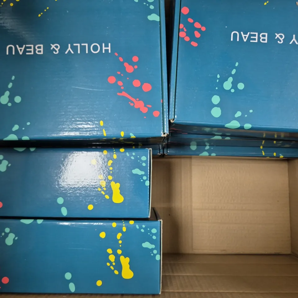 BOX OF APPROXIMATELY 8 PAIRS OF HOLLY & BEAU KIDS CAMEL RAIN BOOTS SIZE UK 9 (EU27)