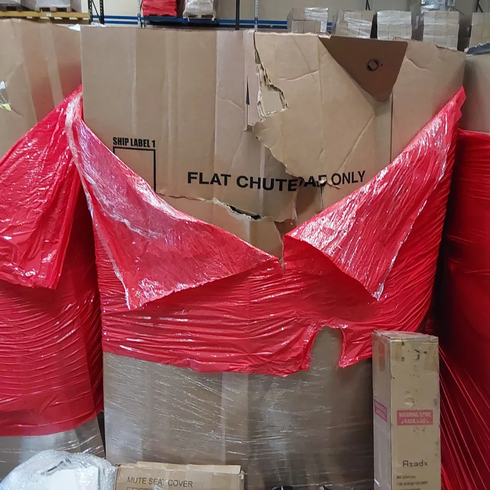 PALLET OF ASSORTED ITEMS INCLUDING: DECORATIVE LIGHTS, PET MAT, CHAIR MAT, DEHUMIDIFIER, ARTIFICIAL PLANTS, TOILET SEAT COVER