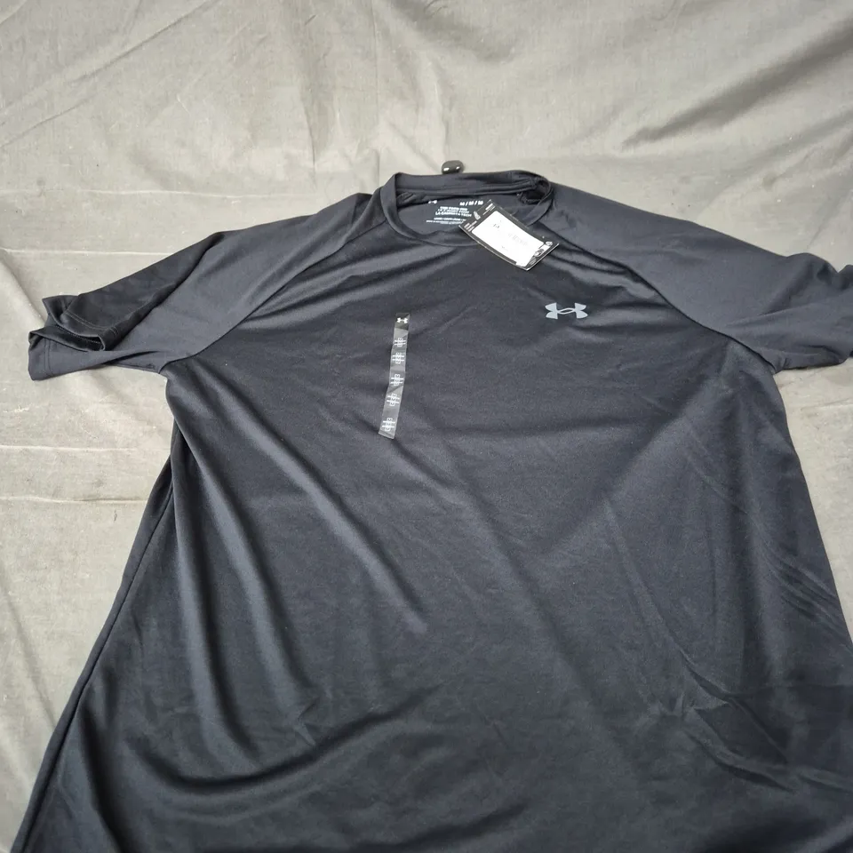 UNDER ARMOUR TECH TEE – BLACK – UK M (M/M/M) 