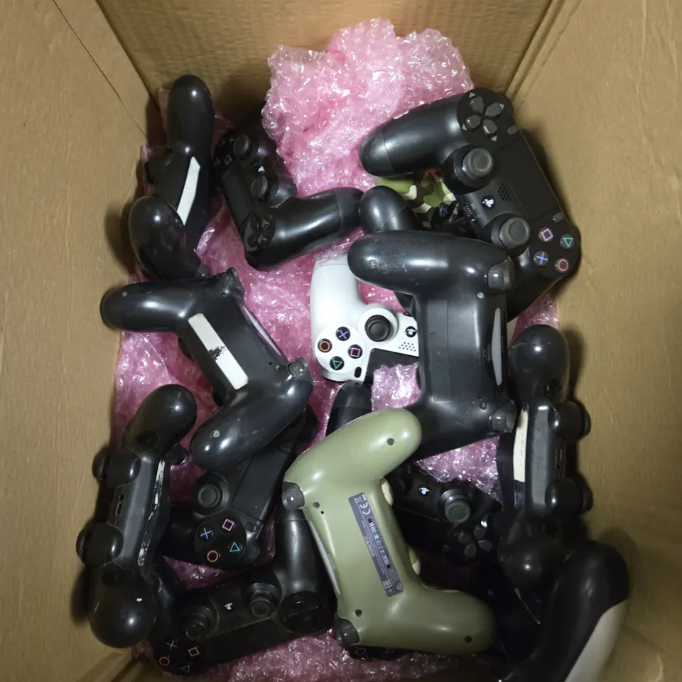 APPROXIMATELY 15 PLAYSTATION 4 CONTROLLERS IN VARIOUS DESIGNS