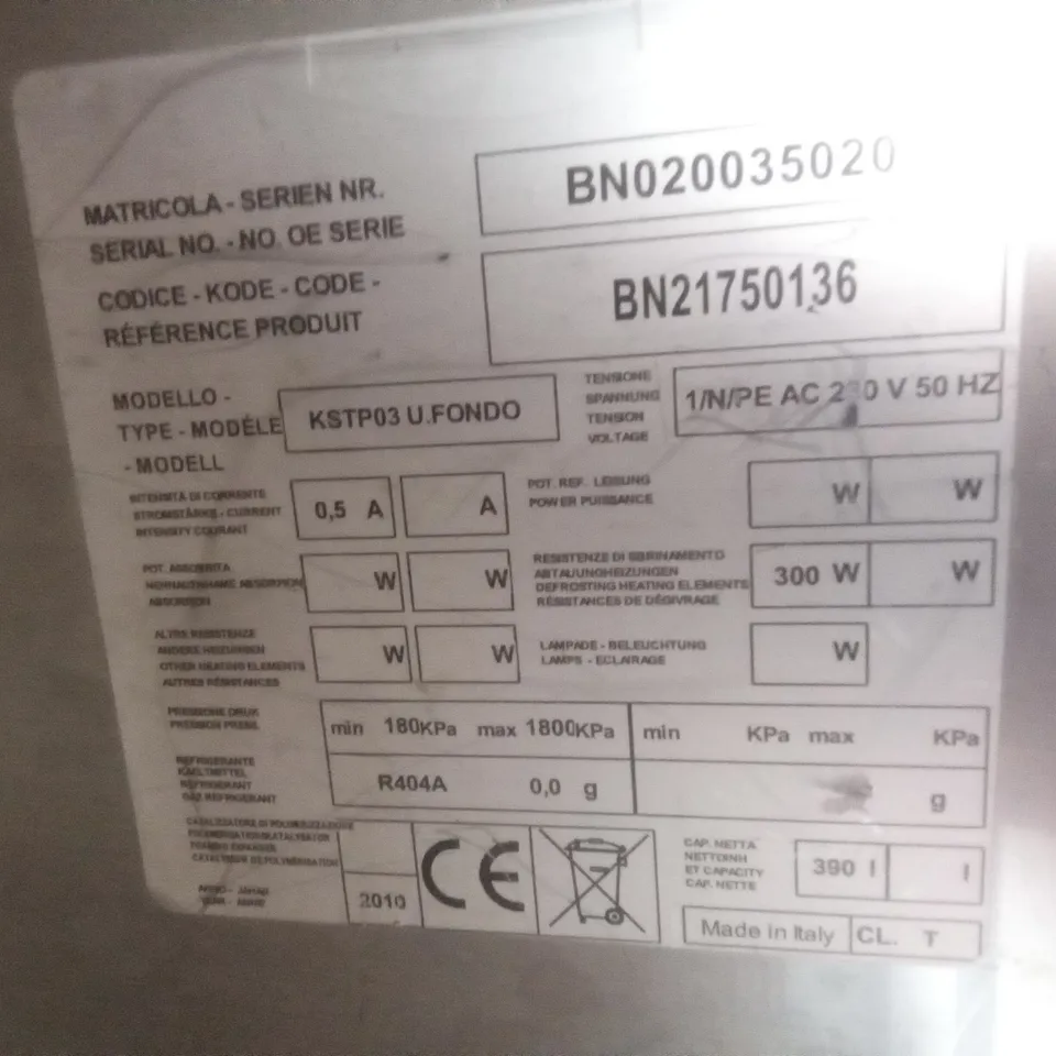 3 DRAWER CHILLER WITH WORKSPACE