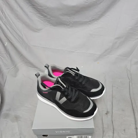 VIONIC BLACK & GREY SNEAKERS WITH PINK INTERIOR – UK 7
