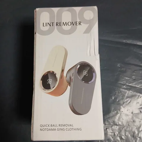 LINT REMOVER – PORTABLE FABRIC SHAVER (BOXED)