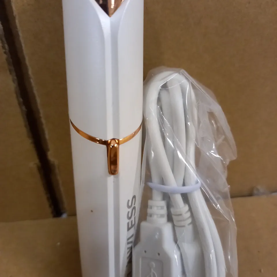 FINISHING TOUCH FLAWLESS NEXT GENERATION FACIAL HAIR REMOVER 