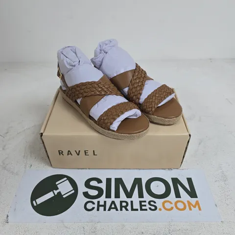 RAVEL TAN LEATHER SANDALS – UK 4