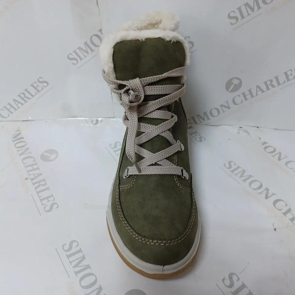 PAIR OF RIEKER ANTISTRESS WATER RESISTANT WARM HIKING BOOTS, KHAKI - SIZE 6