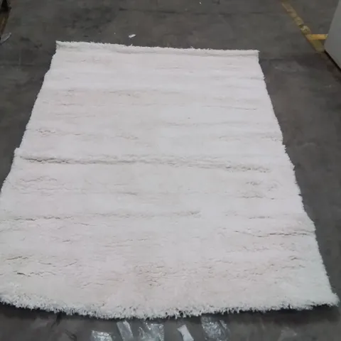 QUALITY DESIGNER AREA RUG - APPROXIMATELY 220X160CM