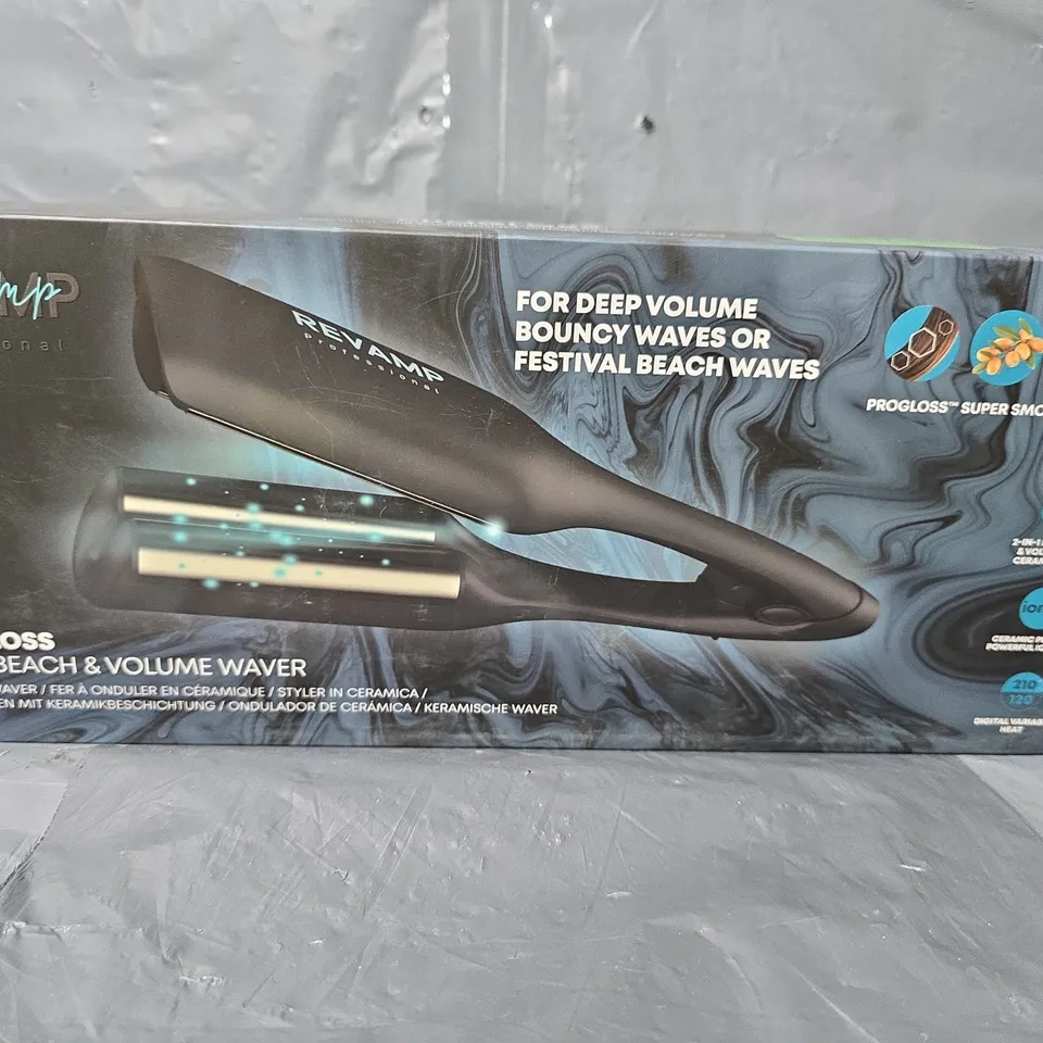 BOXED REVAMP PROGLOSS 2-N-1 BEACH & VOLUME CERAMIC WAVER WV-3000-EU
