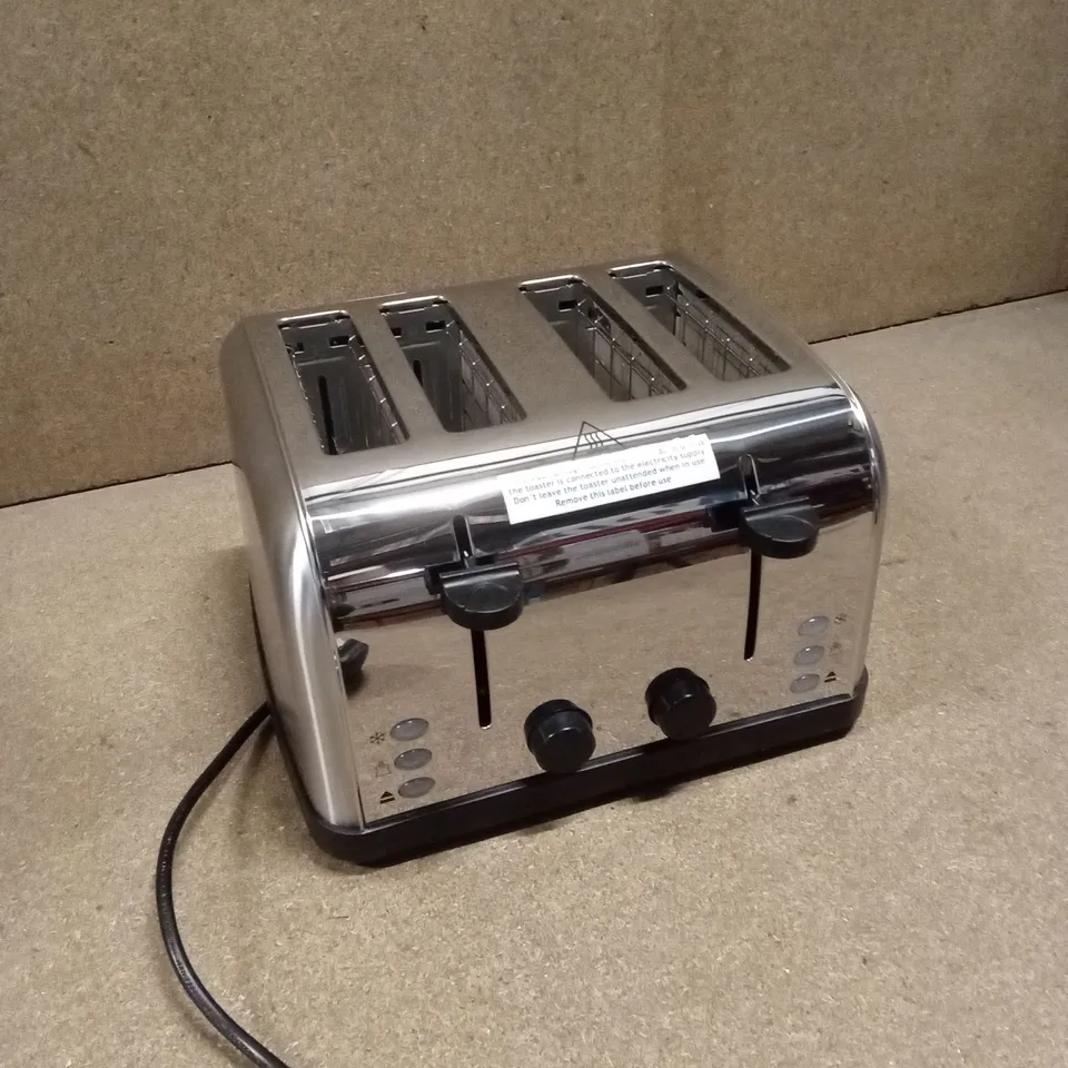 BOXED MORPHY RICHARDS CLASSICS 4-SLICE TOASTER
