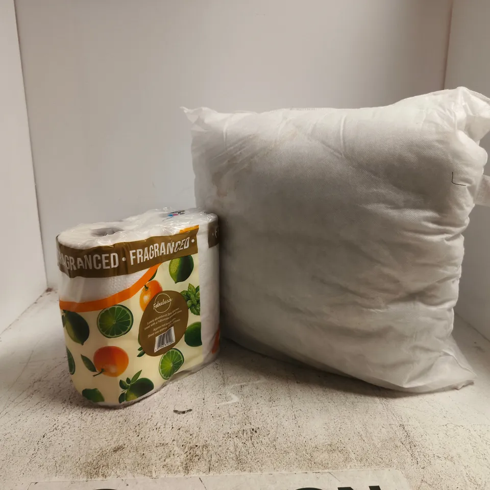 BOX OF APPROXIMATELY 8 ASSORTED HOUSEHOLD ITEMS TO INCLUDE PILLOW, KITCHEN TOWEL ETC
