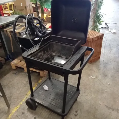 BBQ - MISSING GRILL 