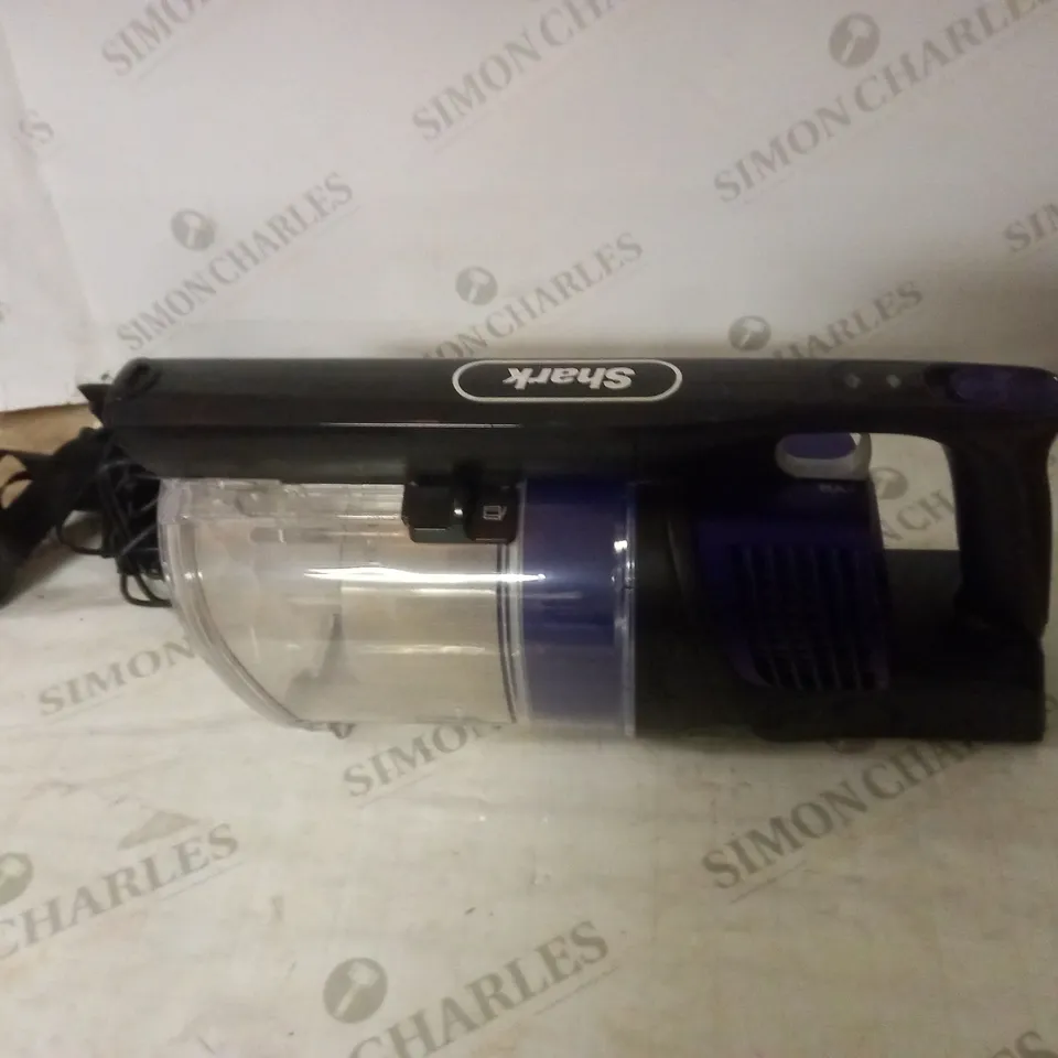 SHARK ANTI HAIR WRAP CORDLESS PET VACUUM CLEANER IZ202UKT