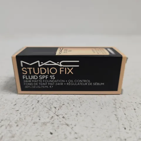 MAC STUDIO FIX FLUID SPF15 FOUNDATION – 15 ML (BOXED)
