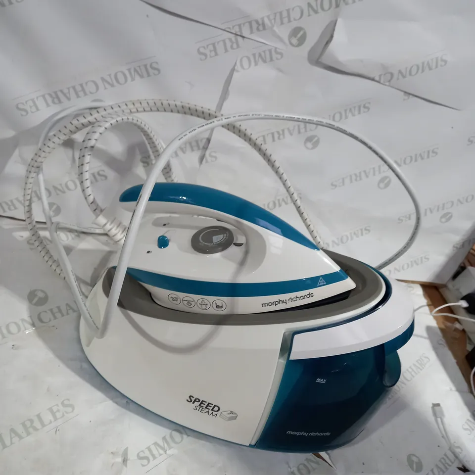 MORPHY RICHARDS SPEED STEAM IRON 