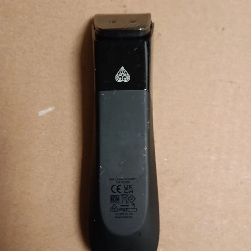 MANSCAPED THE LAWN MOVER 5.0 ULTRA SHAVER