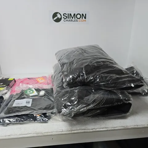 BOX OF APPROXIMATELY 15 ASSORTED BRAND NEW REGATTA CLOTHING ITEMS IN VARIOUS STYLES, COLOURS AND SIZES 