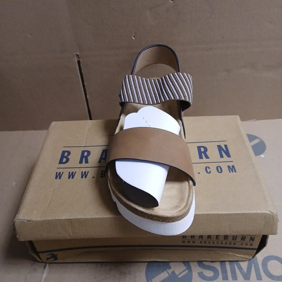 BRAKEBURN WOMEN'S SANDALS – BROWN LEATHER STRAPS WITH STRIPED FABRIC STRAP BOXED SIZE 6