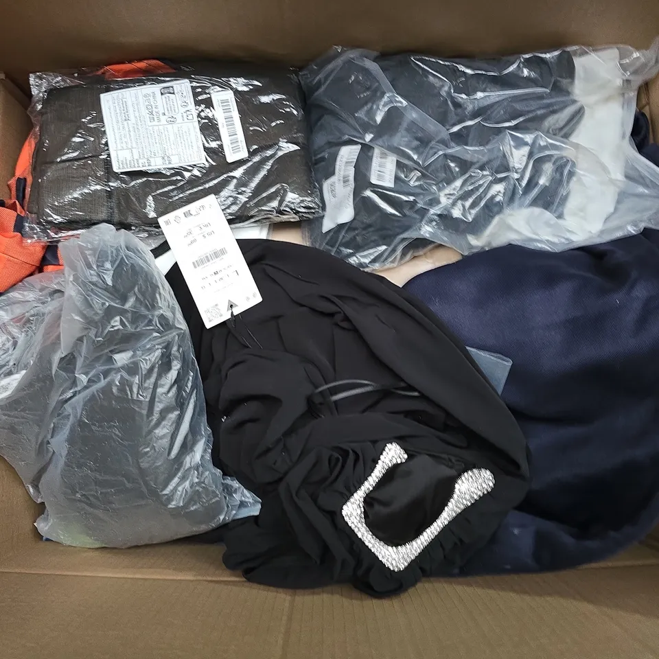 APPROXIMATELY 20 ASSORTED CLOTHING ITEMS IN VARIOUS SIZES, STYLES & COLOURS TO INCLUDE BRANDS SUCH AS ZARA, TU, RIVER ISLAND, ETC - COLLECTION ONLY