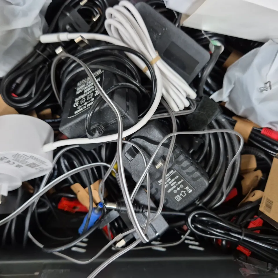 APPROXIMATELY 10 ASSORTED HOUSEHOLD ITEMS TO INCLUDE BT WI-FI ROUTER, VARIOUS REMOTES AND CABLES, ETC