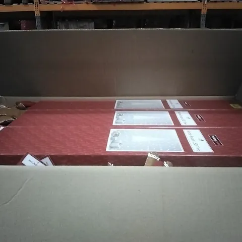 PALLET OF MIXED CHRISTMAS STOCK