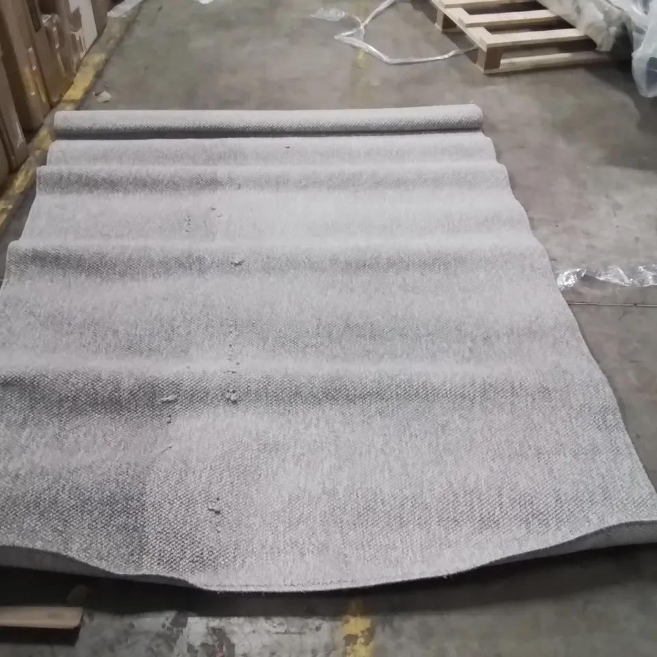 STILLAGE OF APPROXIMATELY QUALITY 25 DESIGNER RUGS