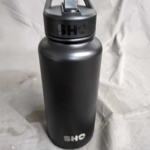 BLACK STAINLESS STEEL WATER BOTTLE WITH FLIP-TOP LID