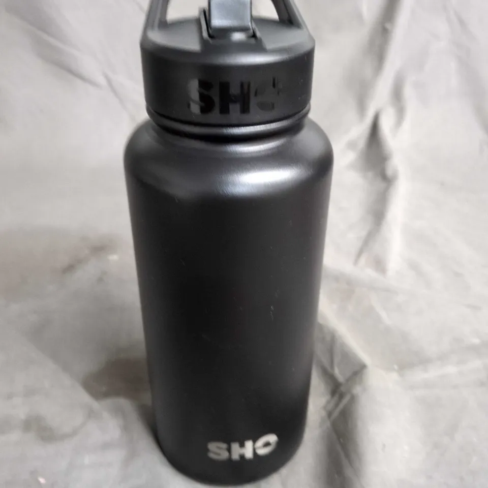 BLACK STAINLESS STEEL WATER BOTTLE WITH FLIP-TOP LID