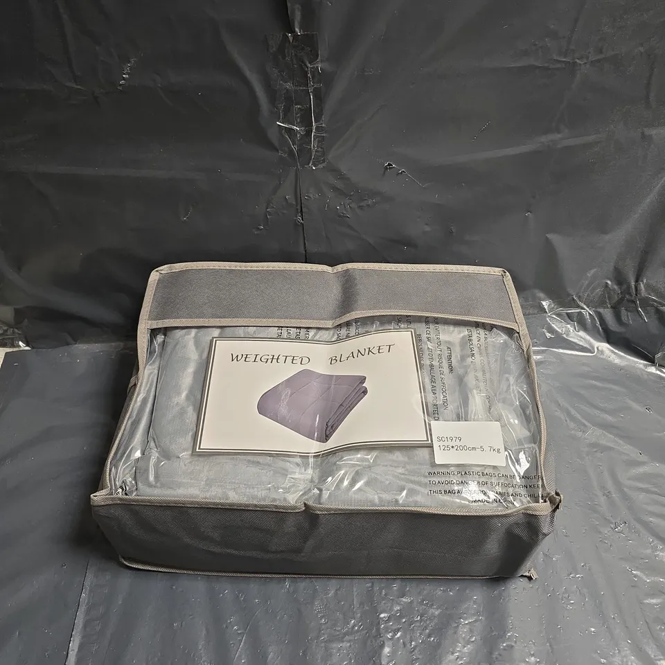 WEIGHTED BLANKET – 5.7 KG, 125 X 200 CM WITH CARRY BAG