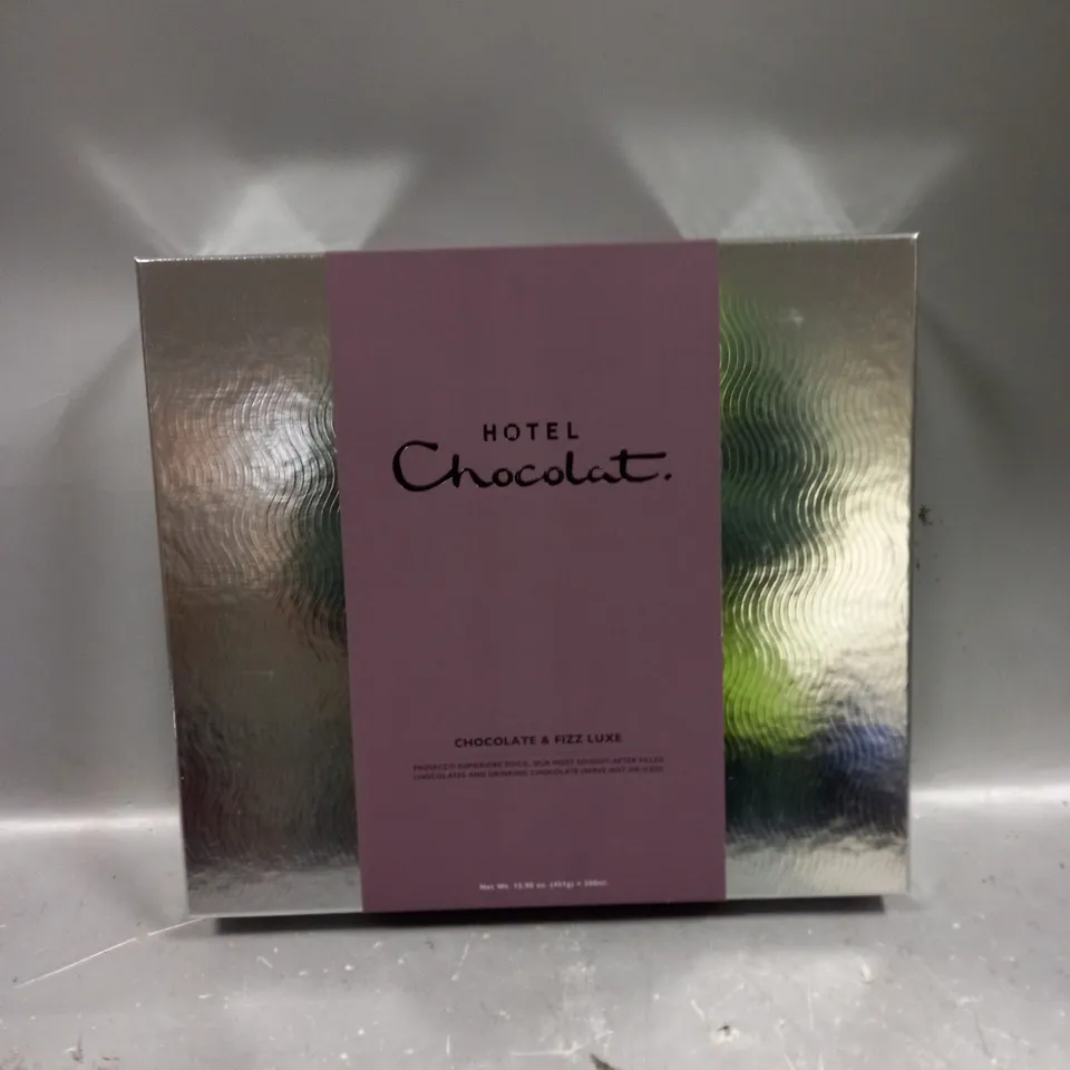 SEALED HOTEL CHOCOLAT CHOCOLATE & FIZZ LUXE SELECTION 