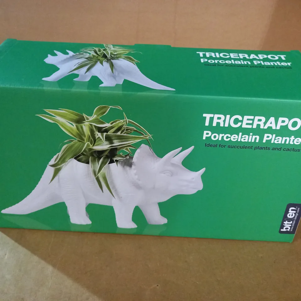 BOXED TRICERAPOT PORCELAIN PLANTER