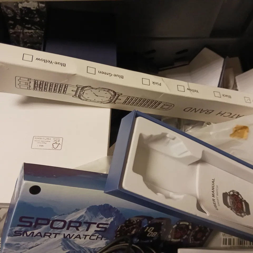 BOX OF APPROXIMATELY 12 ASSORTED ITEMS TO INCLUDE - SPORTS SMART WATCH , SONA LONDON NECKLESS , INSIGNIA RING ETC