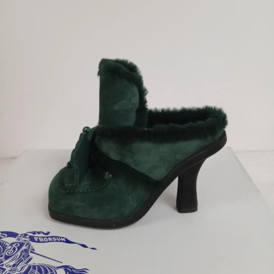 BURBERRY HIGHLAND MULE GREEN SUEDE FUR-LINED ANKLE BOOTS – UK 2 (EU 35)