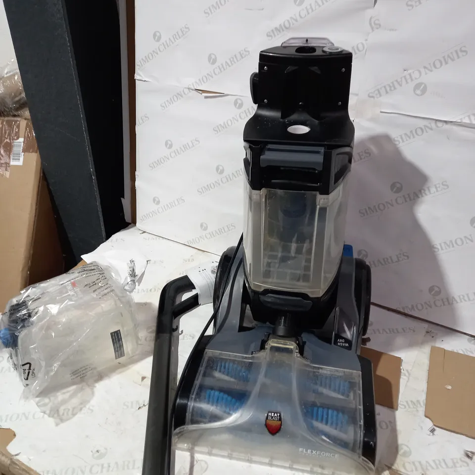 VAX PLATINUM SMARTWASH CARPET CLEANER