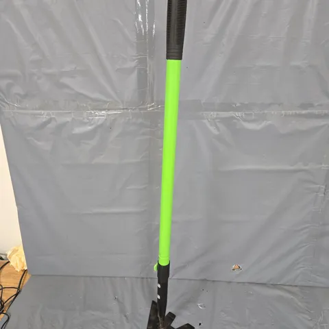 THE GRUMPY GARDENER TELESCOPIC HOE