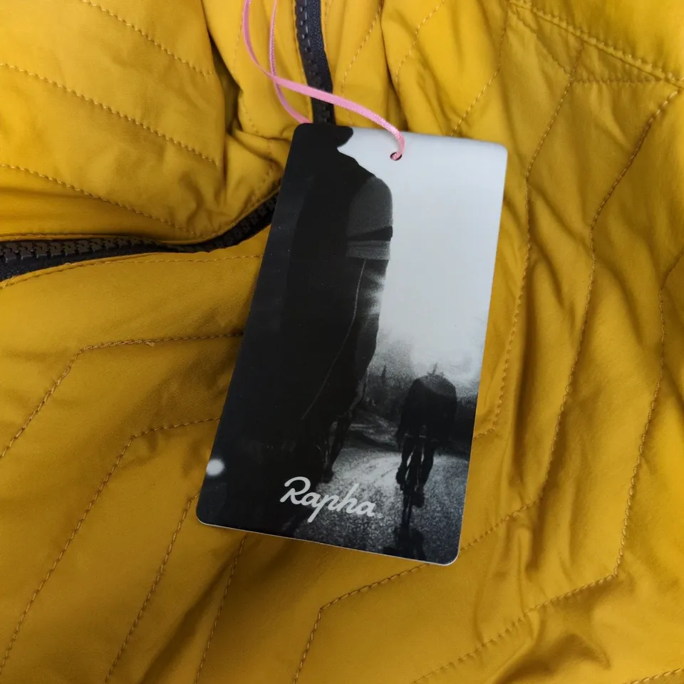 RAPHA REVERSIBLE JACKET IN MUSTARD YELLOW - XL