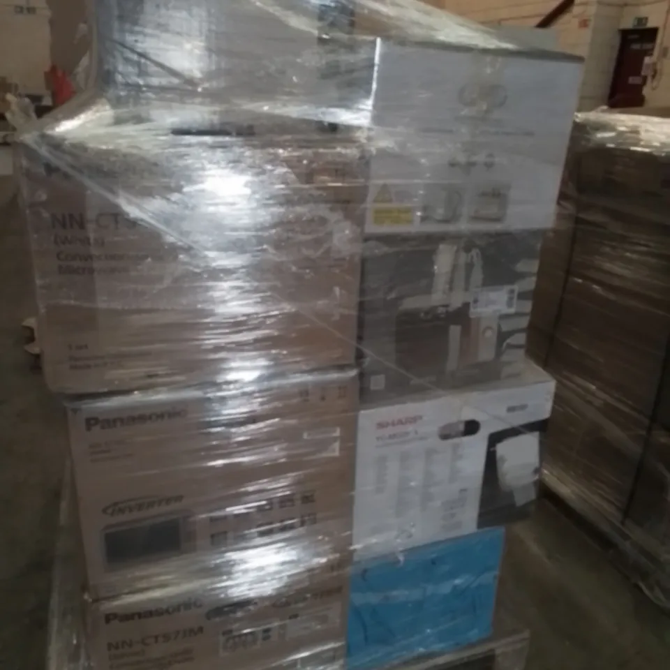 PALLET OF APPROXIMATELY 14 UNPROCESSED RAW RETURN HOUSEHOLD AND ELECTRICAL GOODS TO INCLUDE;