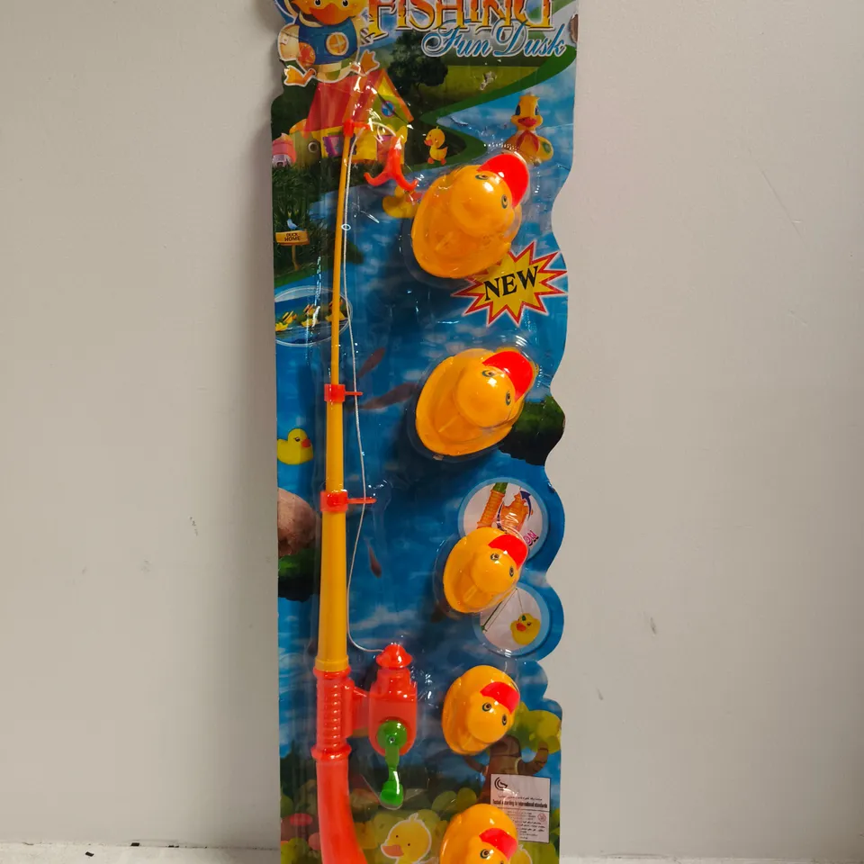 FISHING FUN DUSK - FISHING TOY SET WITH ROD AND DUCKS