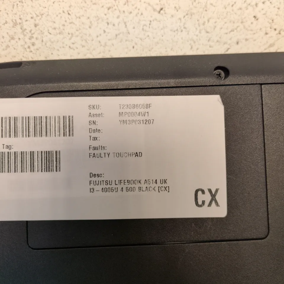 FUJITSU LIFEBOOK A514 LAPTOP – UK KEYBOARD, BLACK, 4GB RAM, 500GB HDD, FAULTY TOUCHPAD