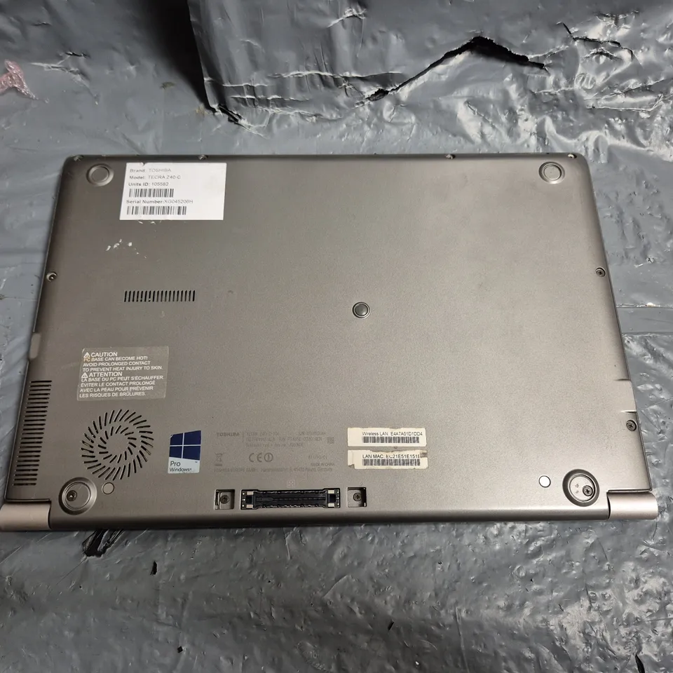 TOSHIBA TECRA Z40-C