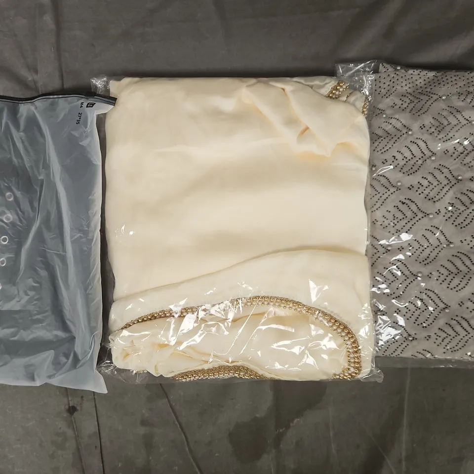 APPROXIMATELY 20 ASSORTED CLOTHING AND FASHION PRODUCTS IN VARIOUS STYLES AND SIZES - COLLECTION ONLY