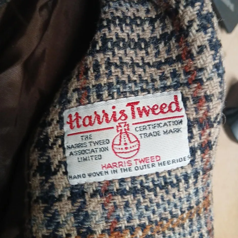 HARRIS TWEED HANDWOVEN TWEED JACKET – MEN'S BLAZER, BROWN/NAVY CHECK
