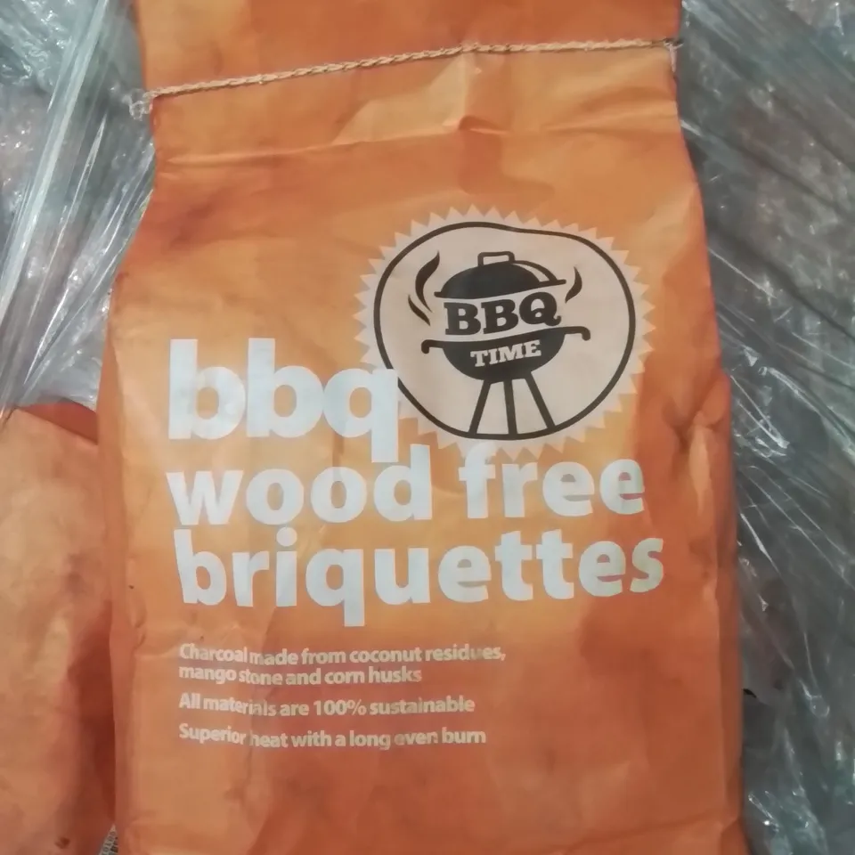 PALLET CONTAINING LARGE AMOUNT OF BRAND NEW BBQ WOOD FREE BRIQUETTES 