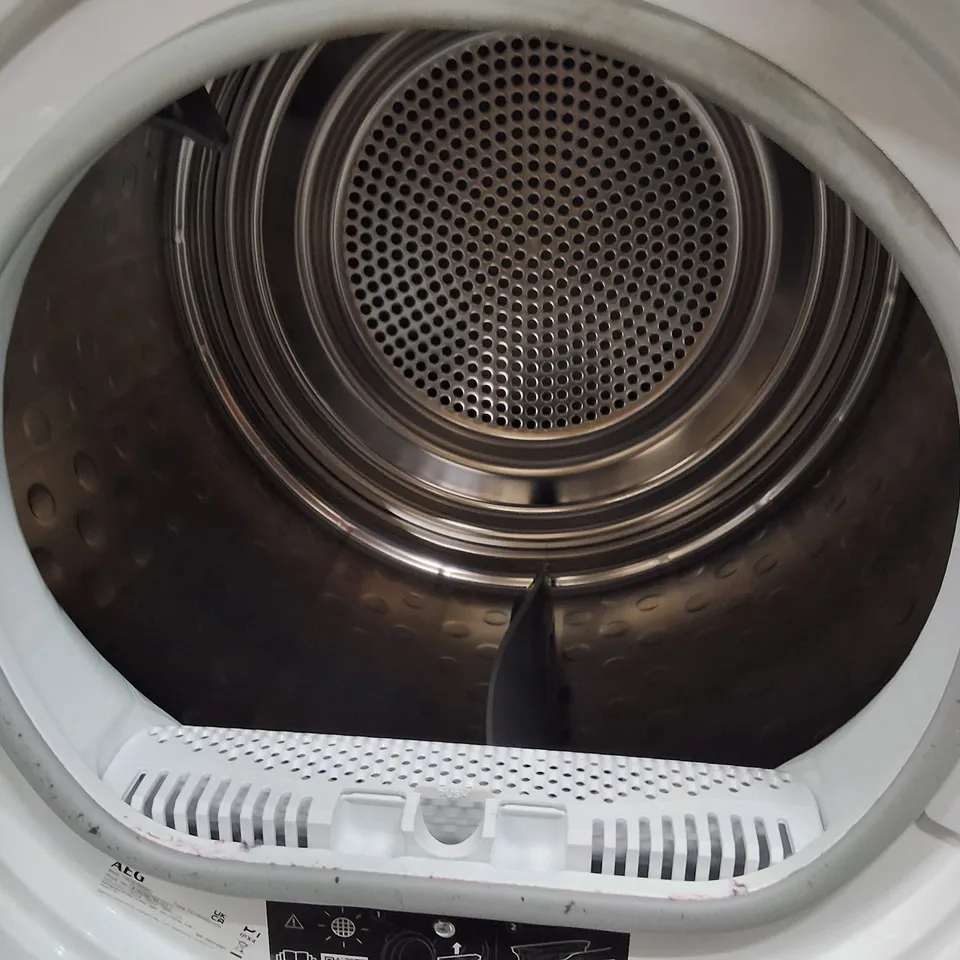 AEG 9000 SERIES T9DEB969C PRO HEAT PUMP TUMBLE DRYER, 9KG LOAD