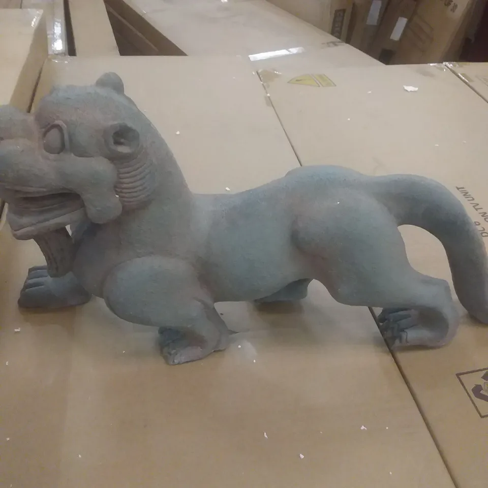 BOXED GARDEN DRAGON DECORATION 