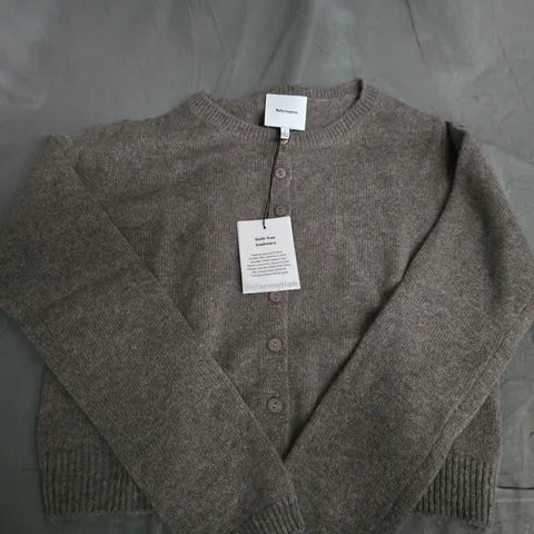 REFORMATION CLARA CASHMERE CREW CARDIGAN IN COCOA - SMALL