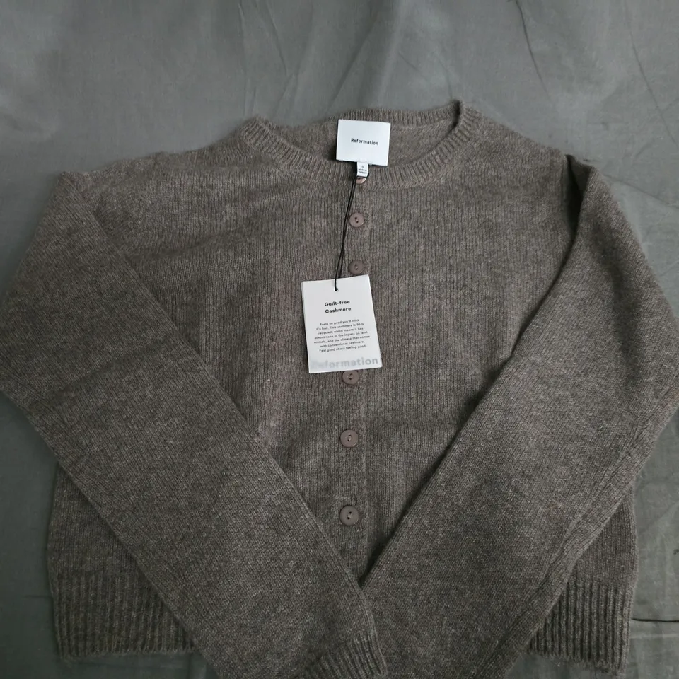 REFORMATION CLARA CASHMERE CREW CARDIGAN IN COCOA - SMALL