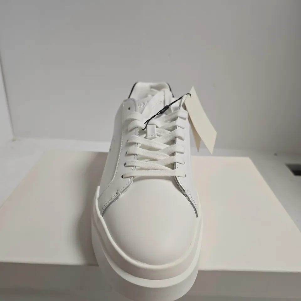 BOXED PAIR OF CALVIN KLEIN WHITE CUPSOLE LACE-UP SNEAKERS – UK 8