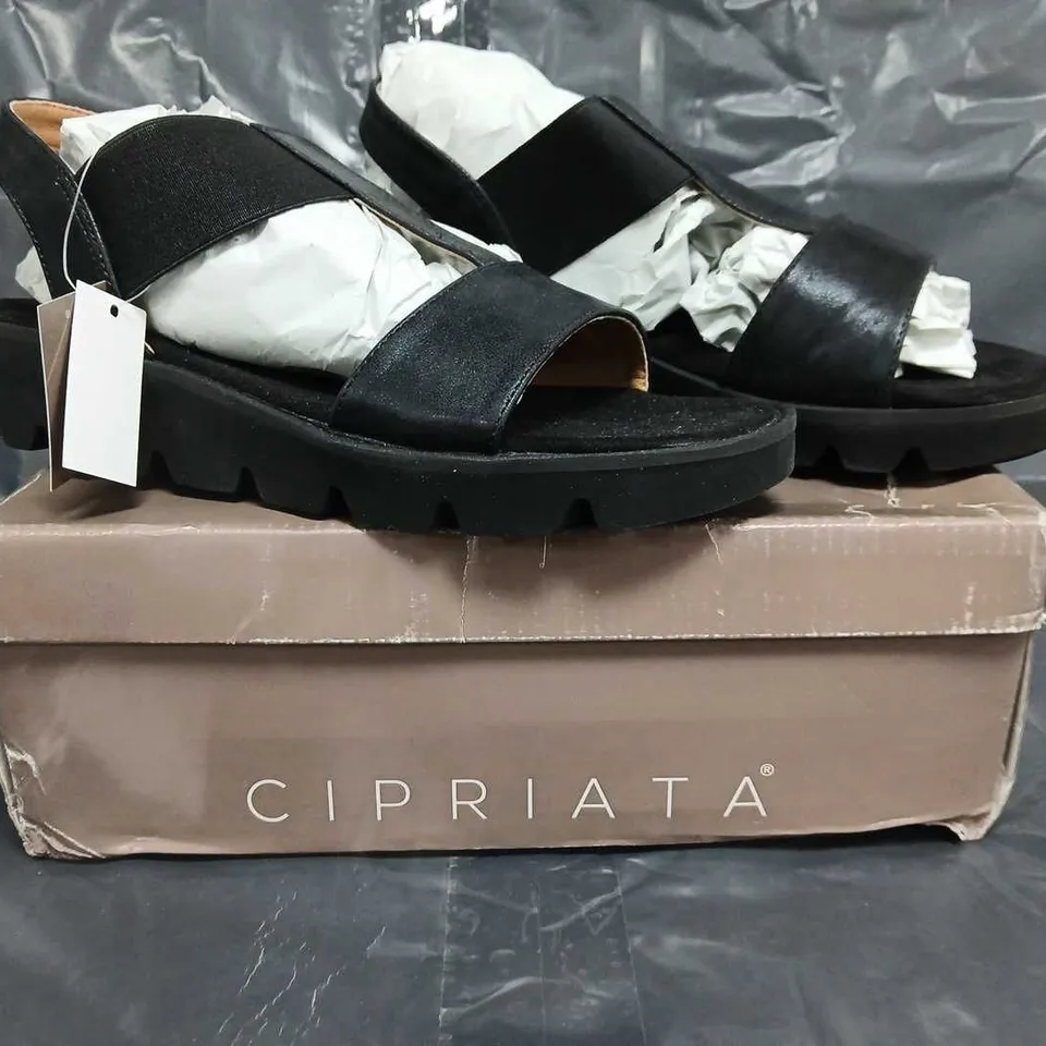 BOXED PAIR OF CIPRIATA OPEN TOE SANDALS IN BLACK SIZE 8