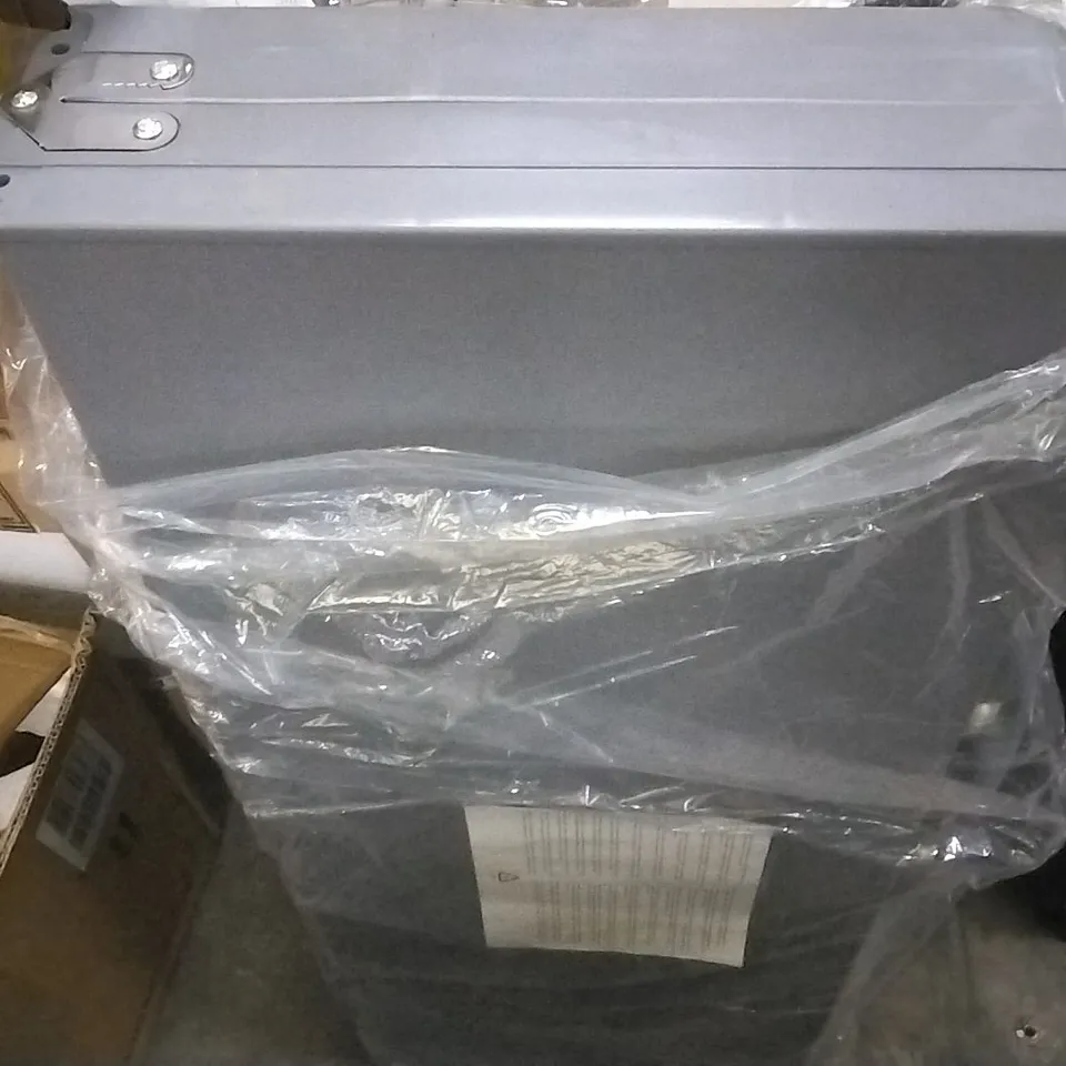 BOXED FOLDABLE CAMP TABLE