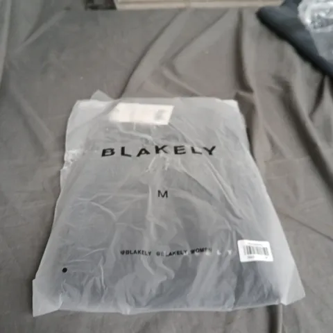 BLAKELY WOMEN'S BLACK SHORTS – SIZE M